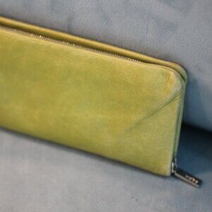 Hobo Citron Green Wallet